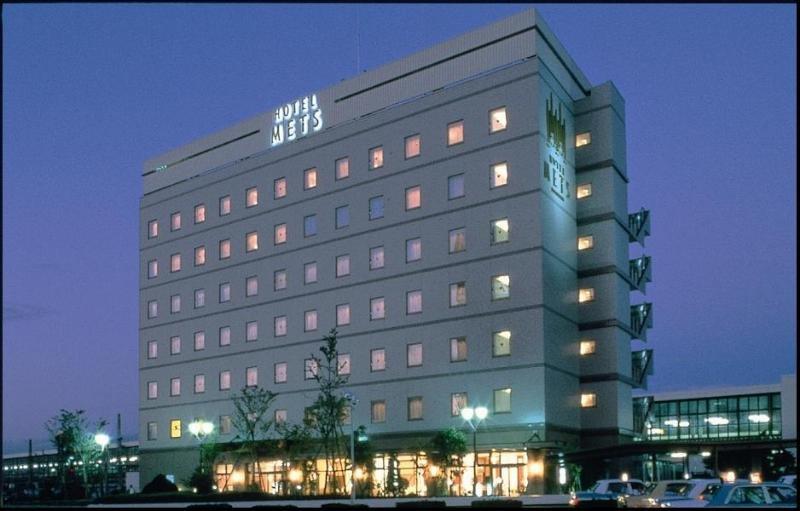Jr-East Hotel Mets Kitakami Buitenkant foto